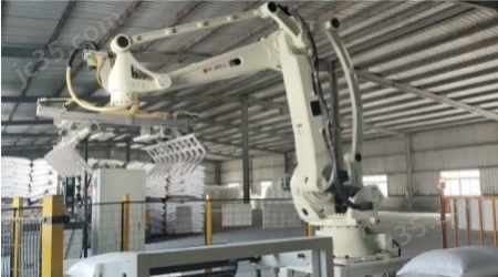 而且也正是因为有了电磁弹射