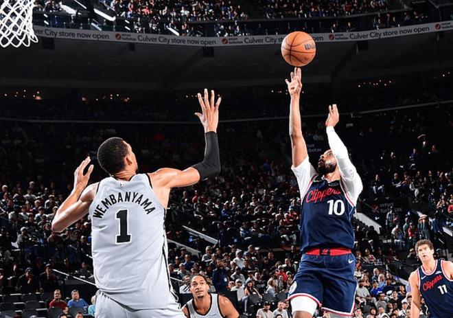 哈登交易双赢 骑士骑士崛起快船阵容升级