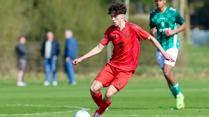 19岁葡萄牙中场戴伯尔与拜仁续约至2030年