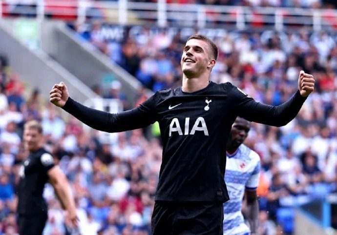 19岁克罗地亚中卫卢卡·武什科维奇领跑五大联赛